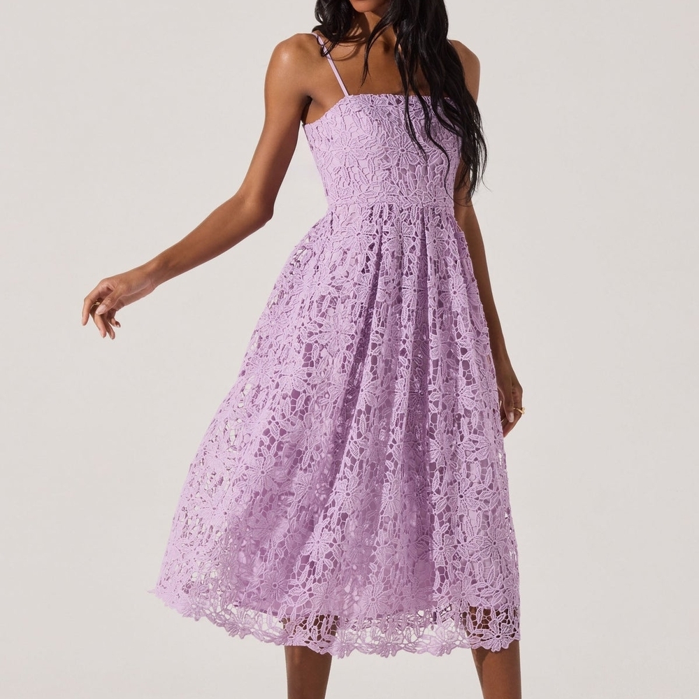 Astr Lilac Lace Midi Dress